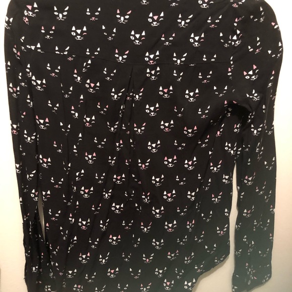 Cat themed button down - Picture 3 of 4